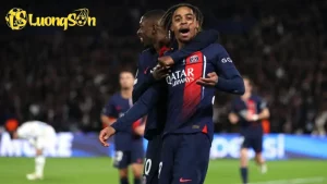 bradley barcola paris saint germain v real sociedad round of 16 first leg uefa champions league 2022 68d51d77e1fe3
